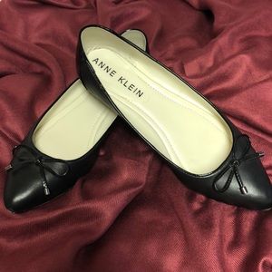 Anne Klein black ballet style flats with 5/8” heel